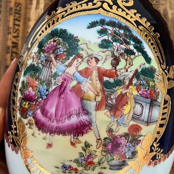 Limoges Multicolor (navy, white & gold) Decorative Sculpture #35 porcelain egg